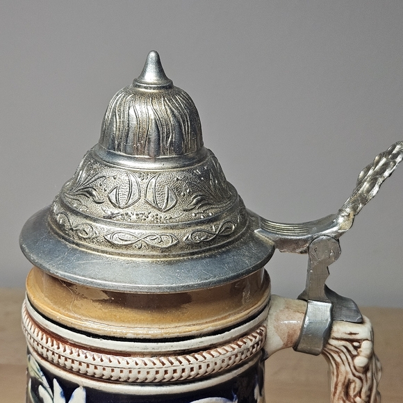 Vintage Golden Crown E&R Western Germany Beer Stein, lidded Beer Stein 9inch - Picture 5 of 13